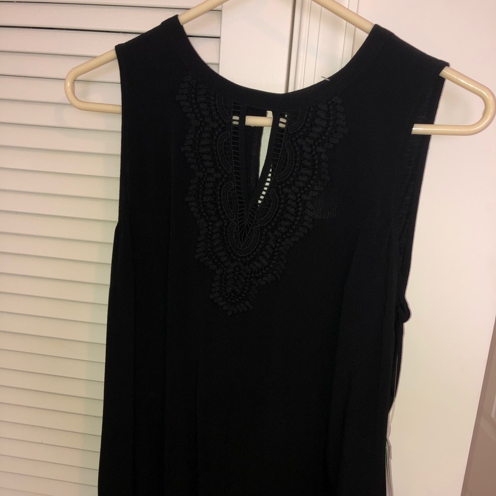 Black medium Daniel Rain dress shirt.